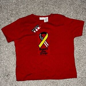 Red t shirt